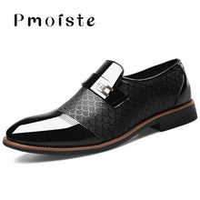 Load image into Gallery viewer, Men's shoes Leather Embossing Classic Fashion Luxury men shoes Wear-resistant Non slip Mans footwear Anti-slip Black shoes