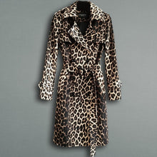 Load image into Gallery viewer, Trench-Coat imprimé léopard britannique