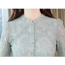 Load image into Gallery viewer, Robe mi-longue en dentelle